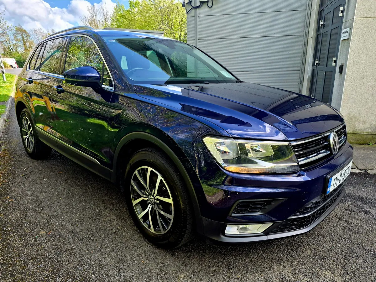 2017 VOLKSWAGEN TIGUAN CL 2.0 TDI GLASS ROOF - Image 4