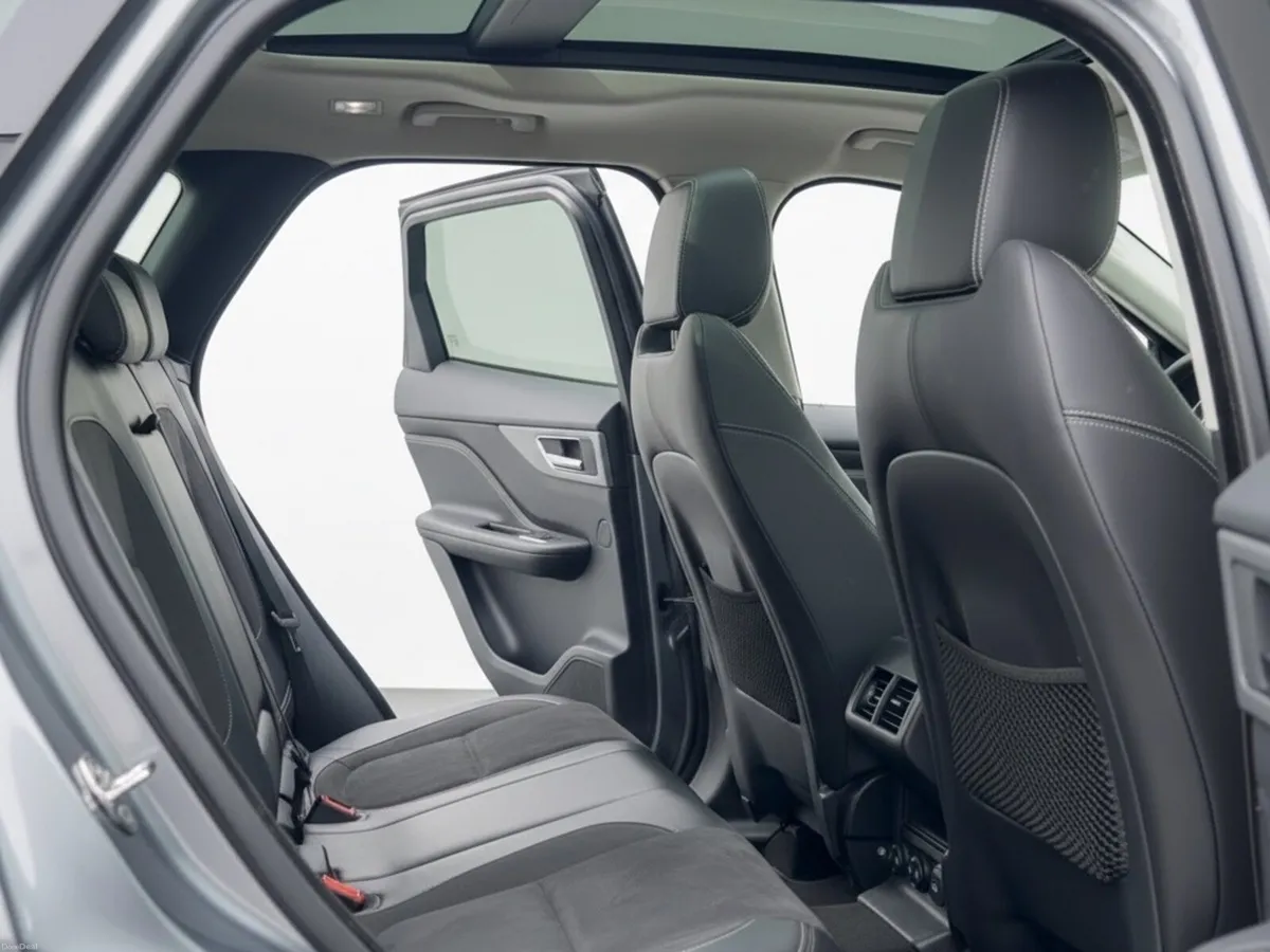 Jaguar F-Pace S 3.0d V6 **300bhp Huge Spec** - Image 3