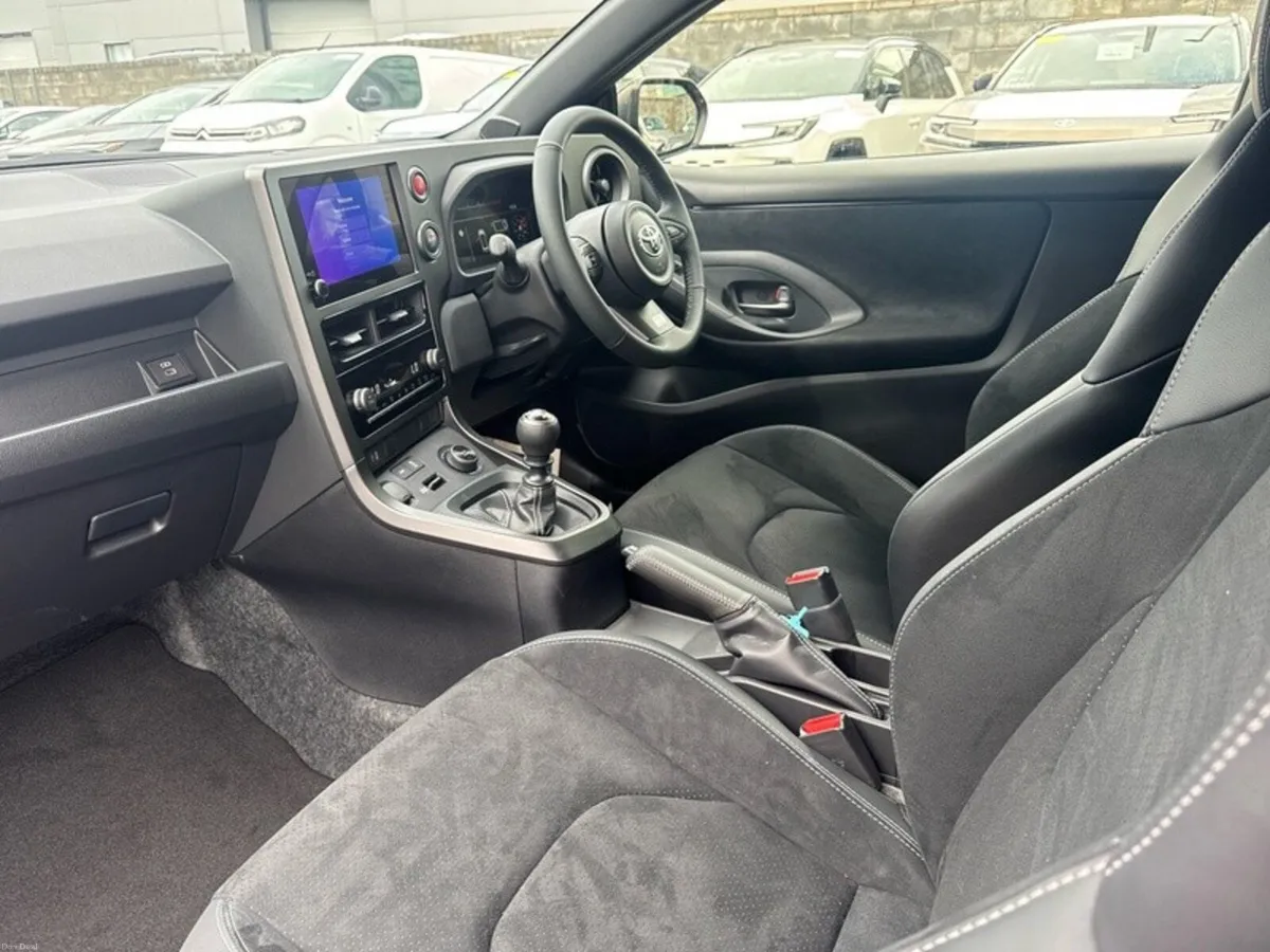 Toyota GR Yaris AWD GR YARIS RARE CAR MANUAL - ZER - Image 6