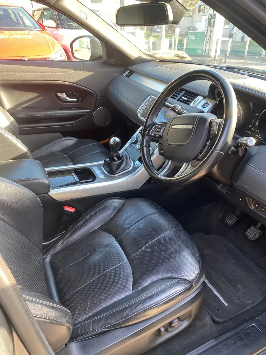 Land Rover Range Rover Evoque 2017 - Image 2