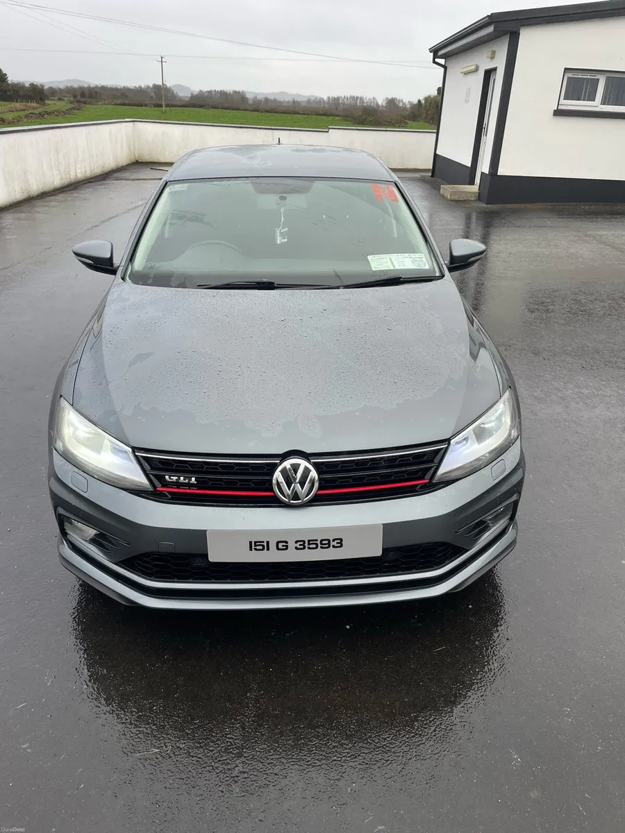 2015 Jetta 2l - Image 2