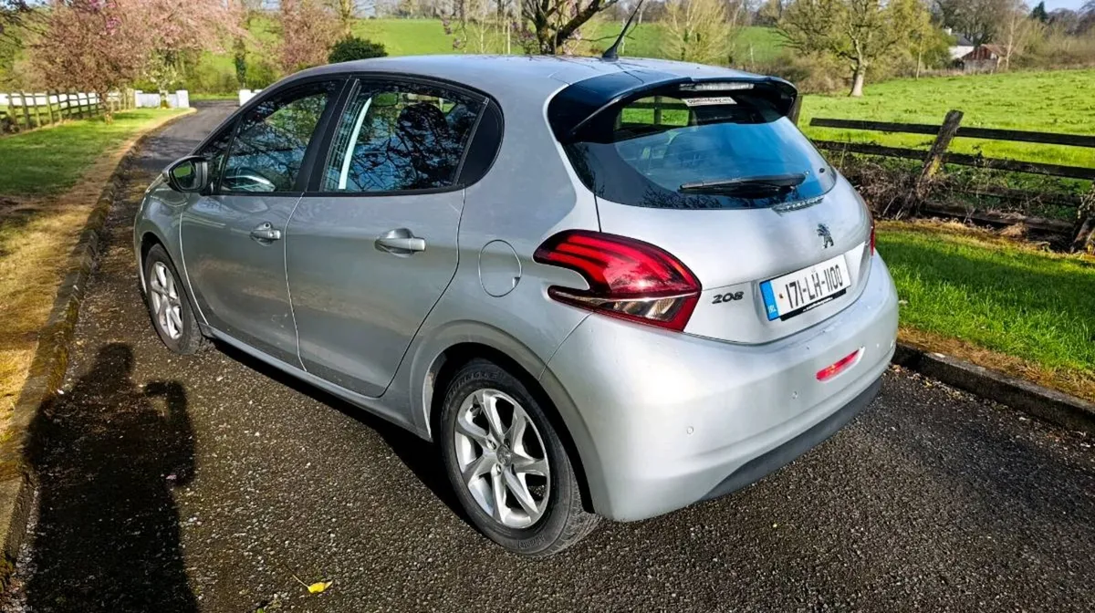 2017 Peugeot 208 Automatic - Image 4