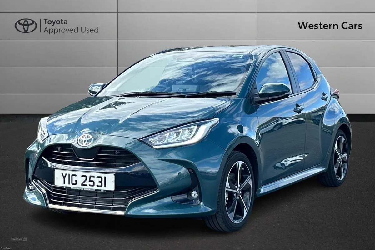 Toyota Yaris 1.5 VVT-h Excel E-CVT Euro 6 (s/s) 5d - Image 3