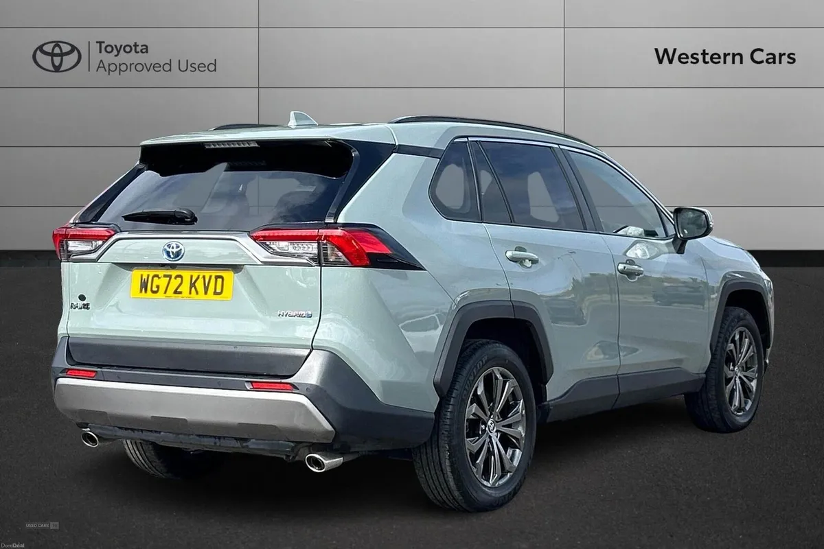 Toyota RAV4 2.5 VVT-h Design CVT Euro 6 (s/s) 5dr - Image 2