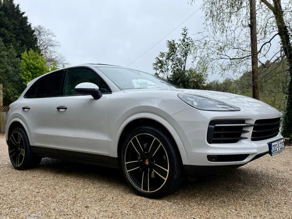 Porsche Cayenne 3.0 V6 E-HYBRID - Image 2