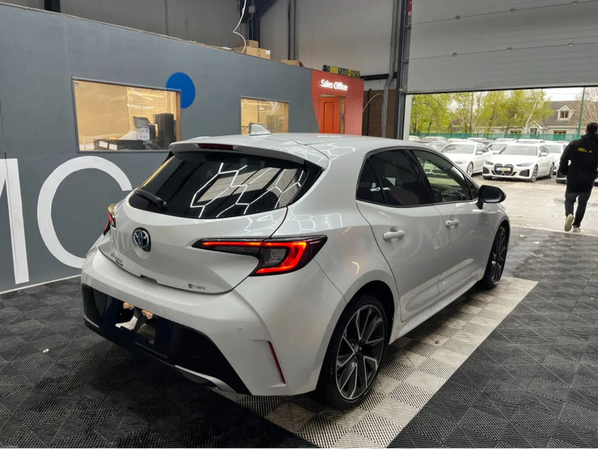 Toyota Corolla 2025 TOYOTA COROLLA SPORT HYBRID GZ - Image 2