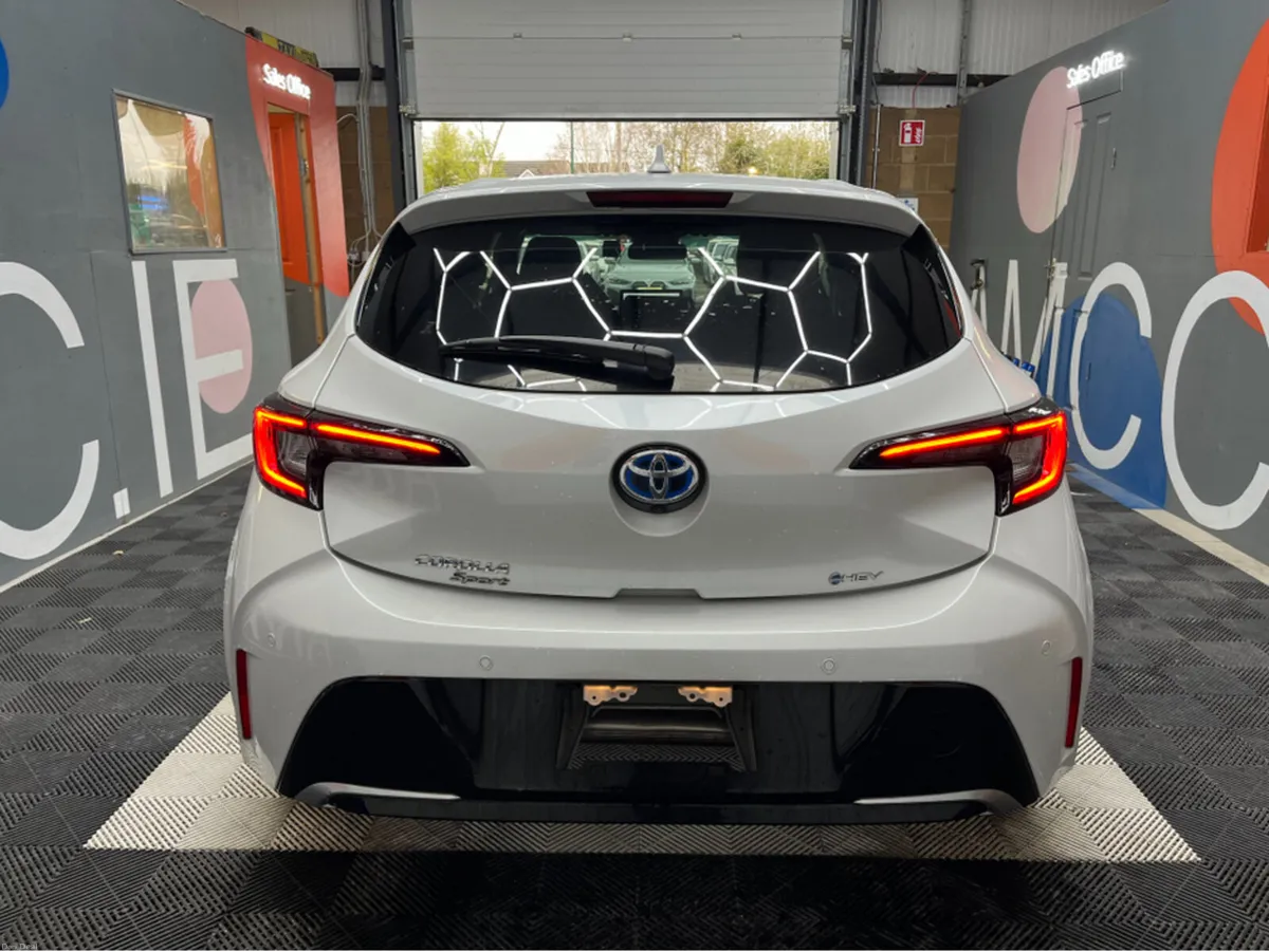 Toyota Corolla 2025 TOYOTA COROLLA SPORT HYBRID GZ - Image 3