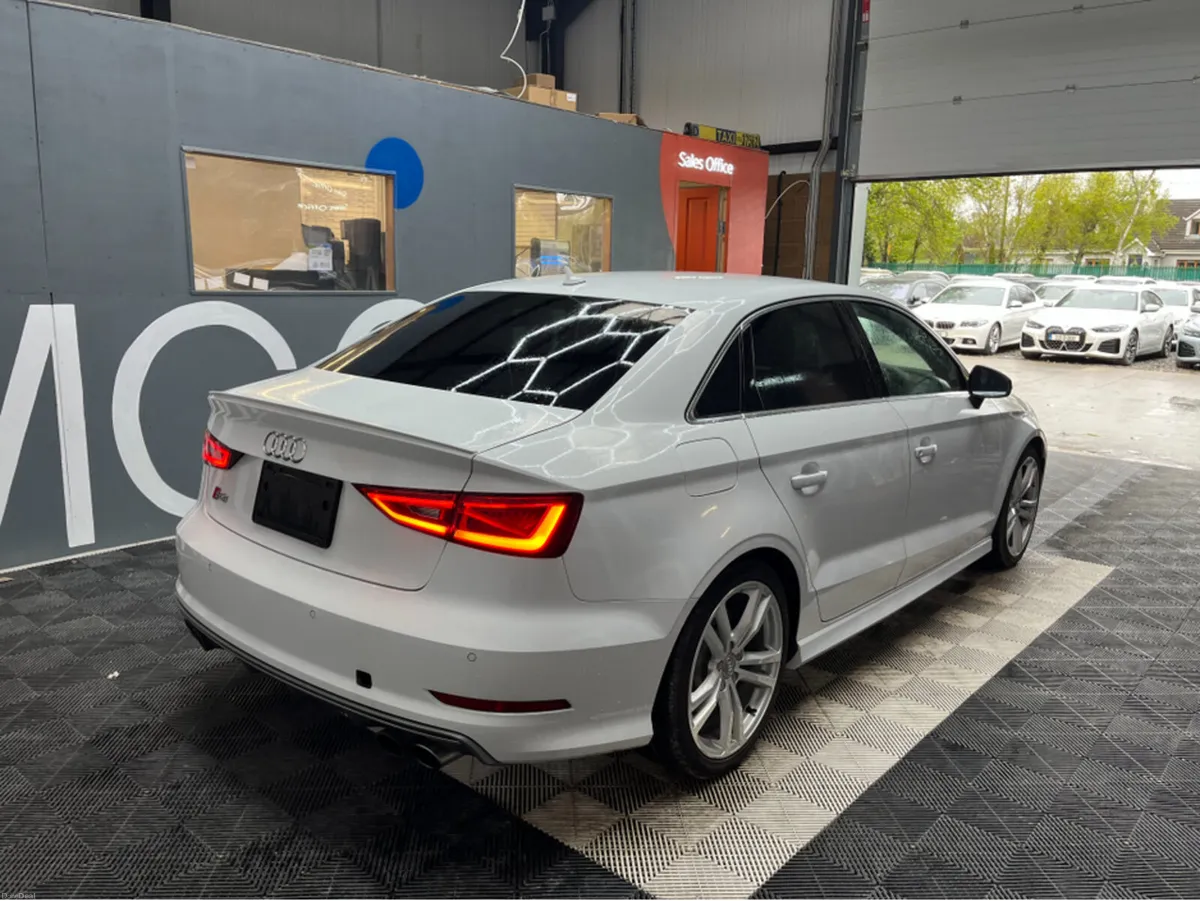 Audi S3 2015 AUDI S3 SEDAN 4WD 2.0 AUTOMATIC / CRU - Image 2