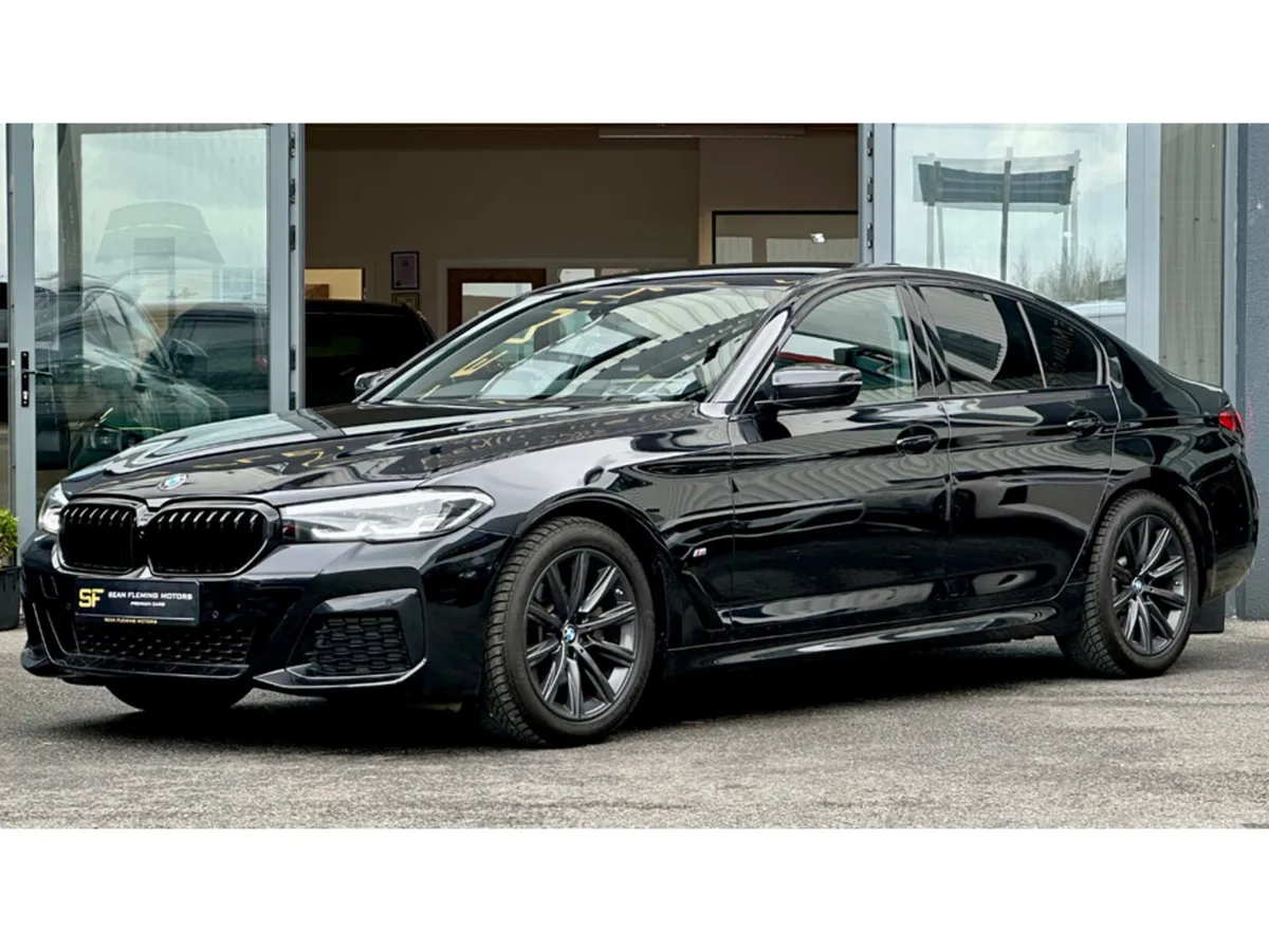 BMW 5-Series 520D MSPORT - Image 2
