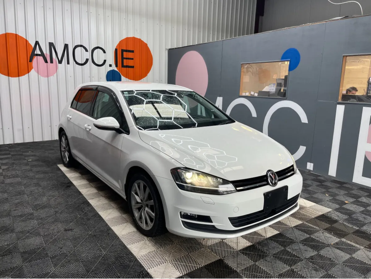 Volkswagen Golf 2017 VOLKSWAGEN GOLF TSI COMFORT C - Image 1