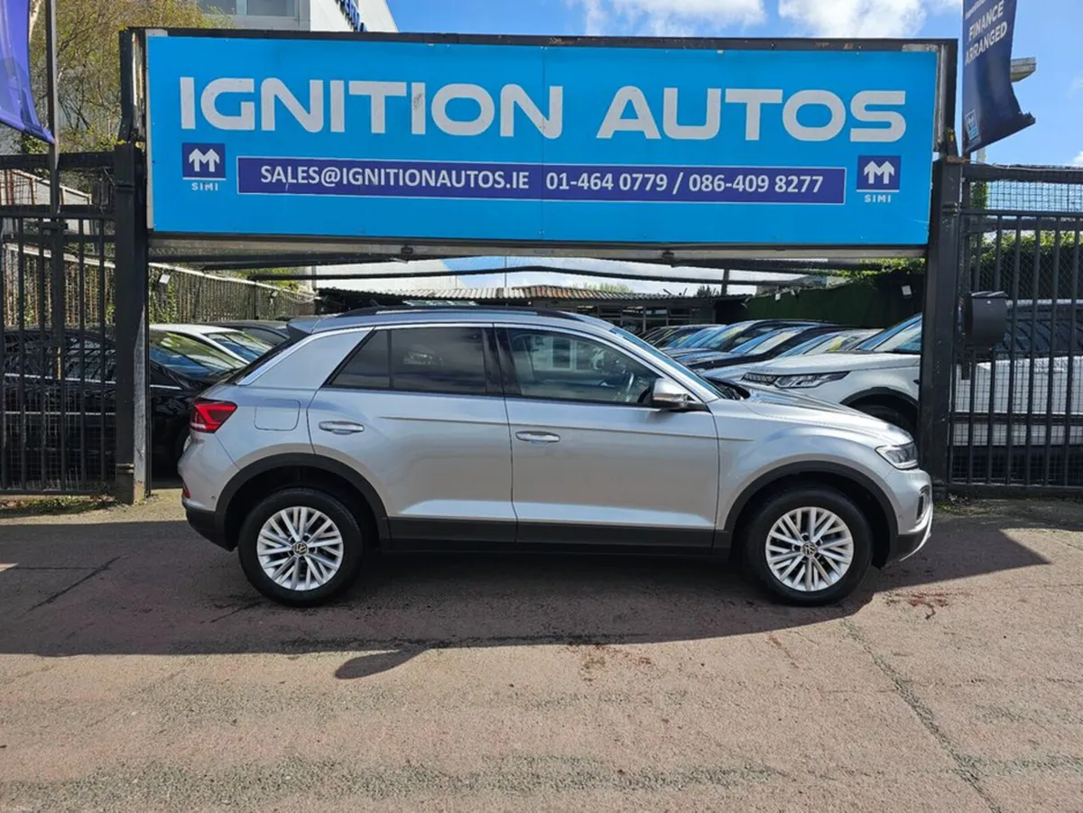 Volkswagen T-Roc 2.0 TDI, LIFE MODEL, LOW MILEAGE, - Image 2