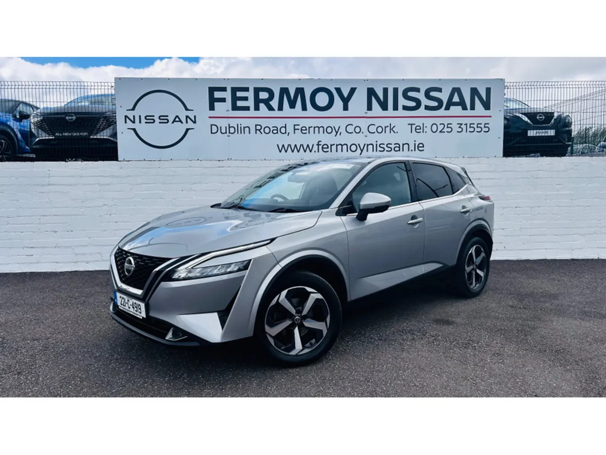 Nissan Qashqai AUTOMATIC WITH VERY LOW MILEAGE 1.3 - Image 1