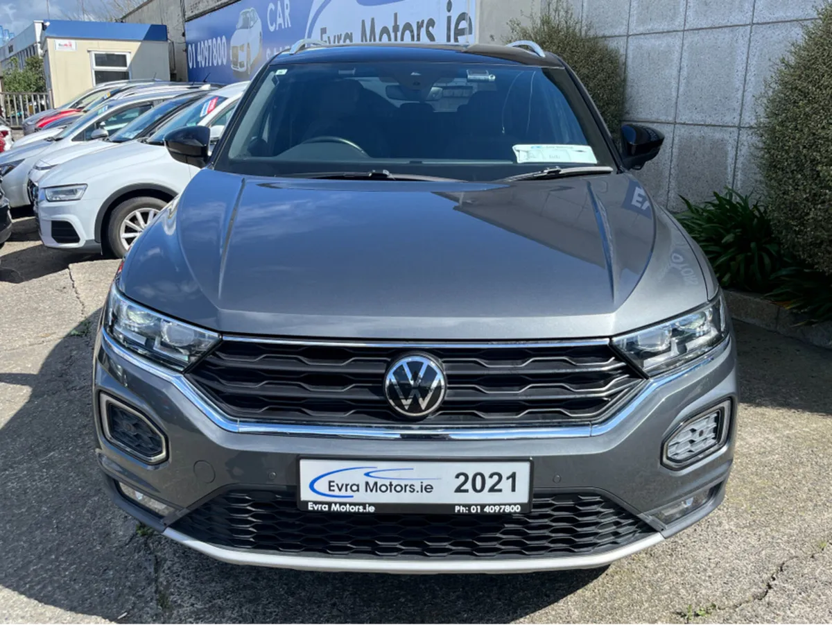 Volkswagen T-Roc SPORT AUTOMATIC 2.0 DIESEL //LOW - Image 2