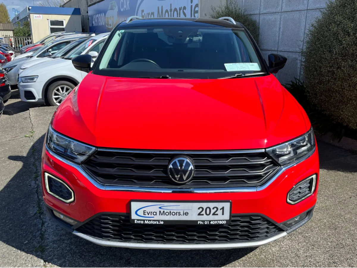 Volkswagen T-Roc STYLE AUTOMATIC 2.0 DIESEL //LOW - Image 2