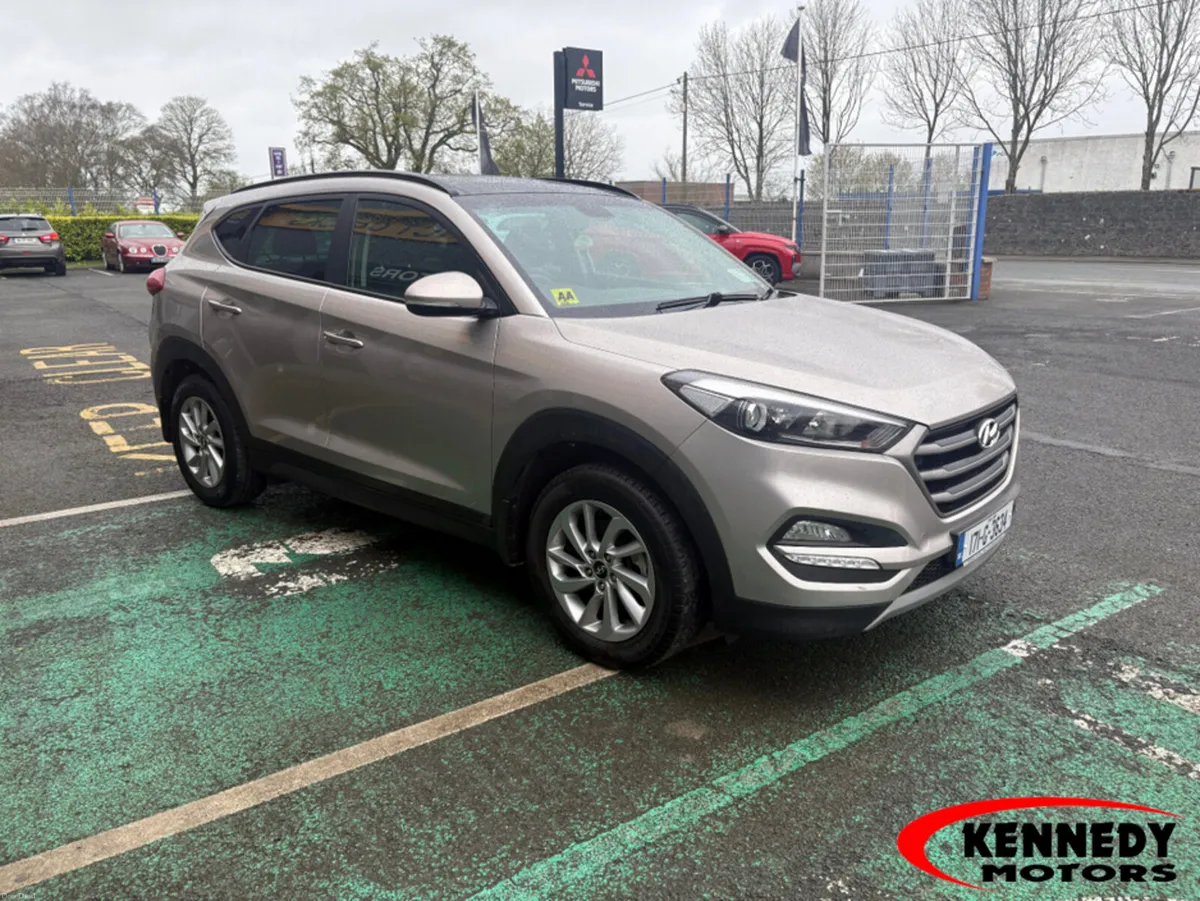 Hyundai Tucson IX35 1.7 PREMIUM 5DR - Image 3