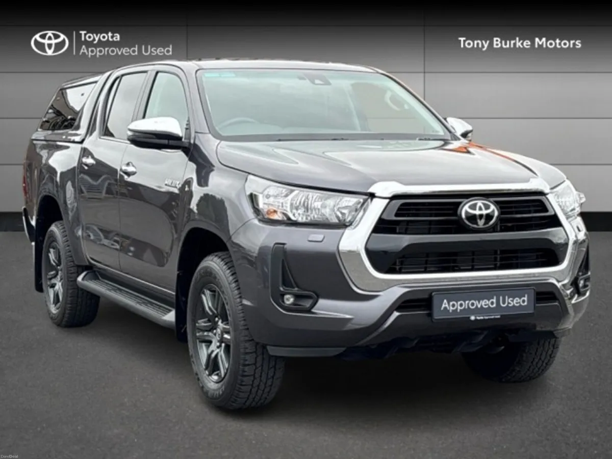Toyota Hilux - Save EUR 3,735 - Double Cab - 2.8D - Image 1