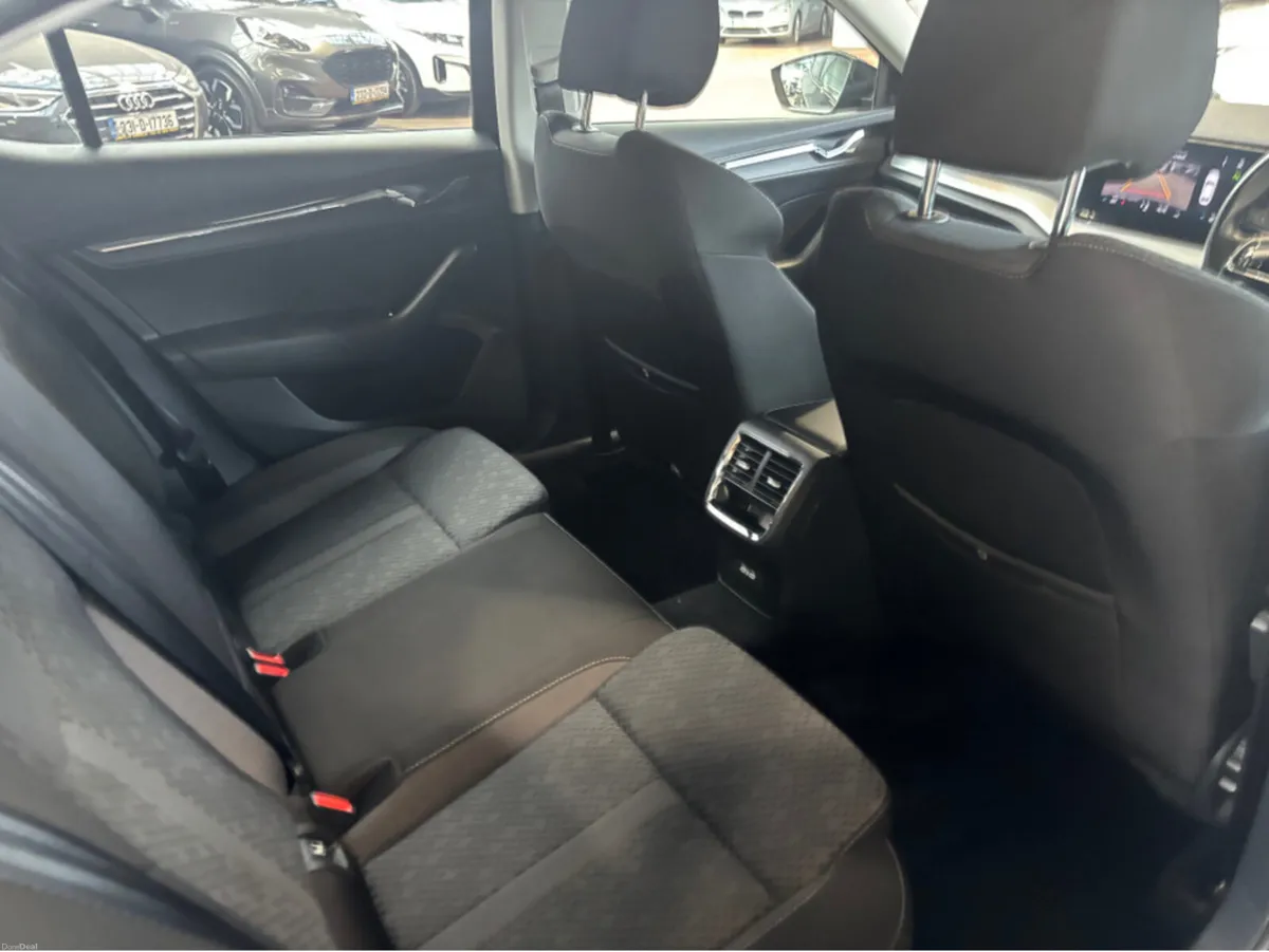 Skoda Octavia STYLE 1.0 TSI 110HP 4DR - Image 2