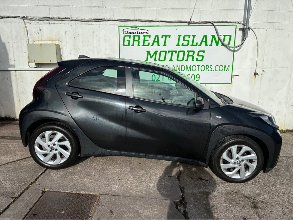 Toyota Aygo X 1.0 PULSE 4DR - Image 4