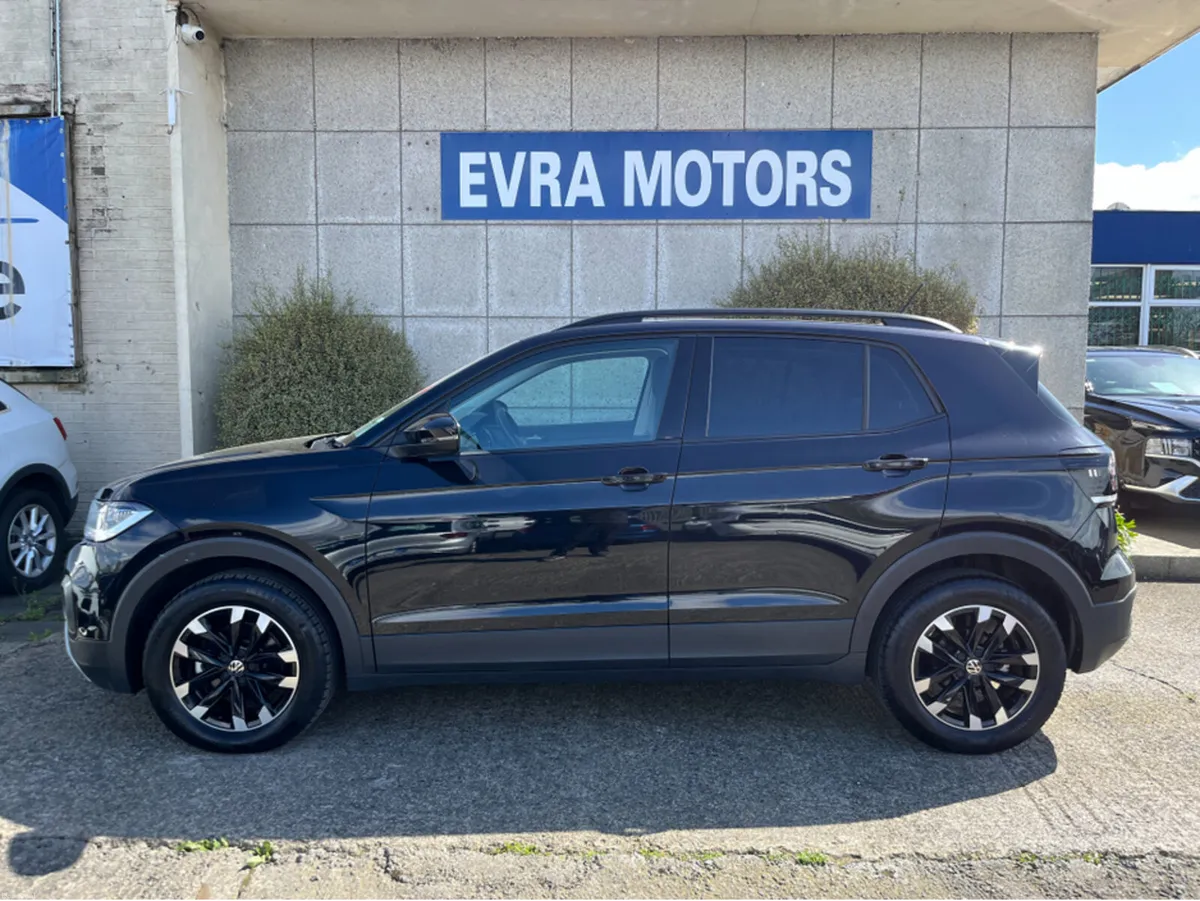Volkswagen T-Cross ACTIVE AUTOMATIC 1.0 PETROL //L - Image 6