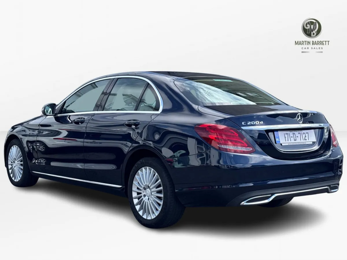 Mercedes-Benz C-Class 200 D EXCLUSIVE 4DR A AUTO - Image 4
