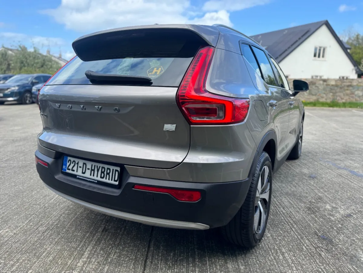 Volvo XC40 ****SPRING SALE**** INSCRIPTION EXP T4R - Image 4