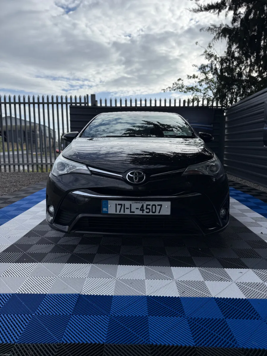 Toyota Avensis 2017 - Image 4