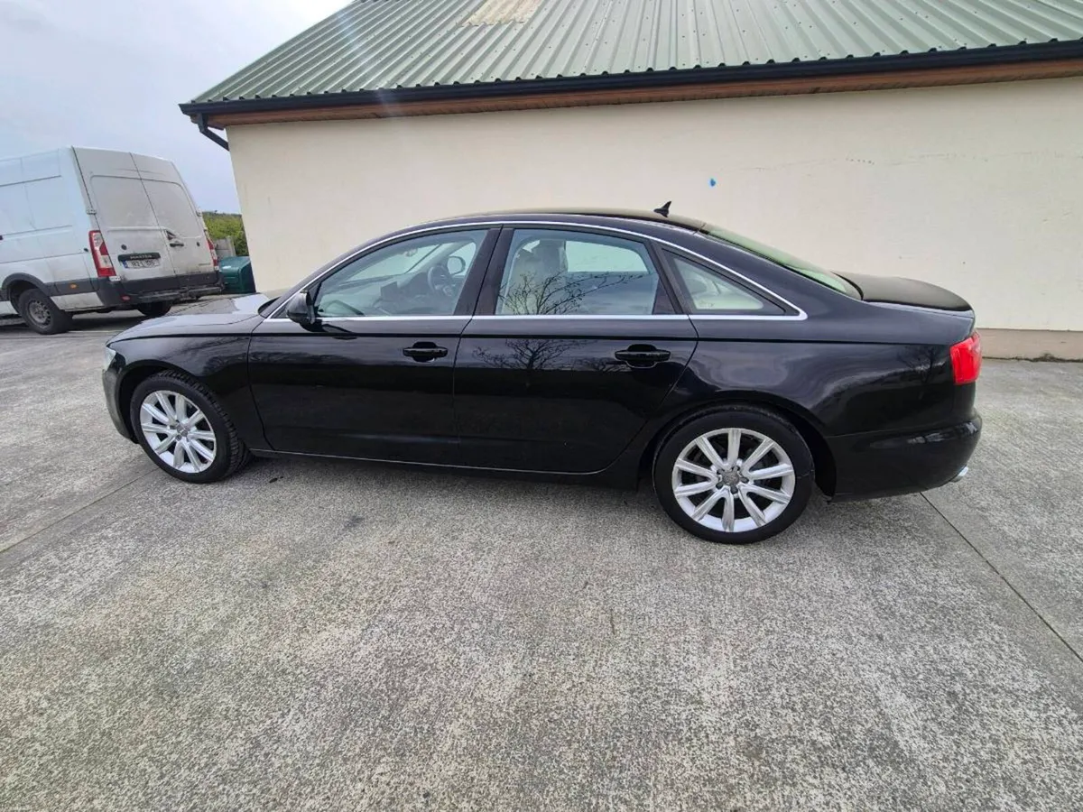Audi A6 - Image 2