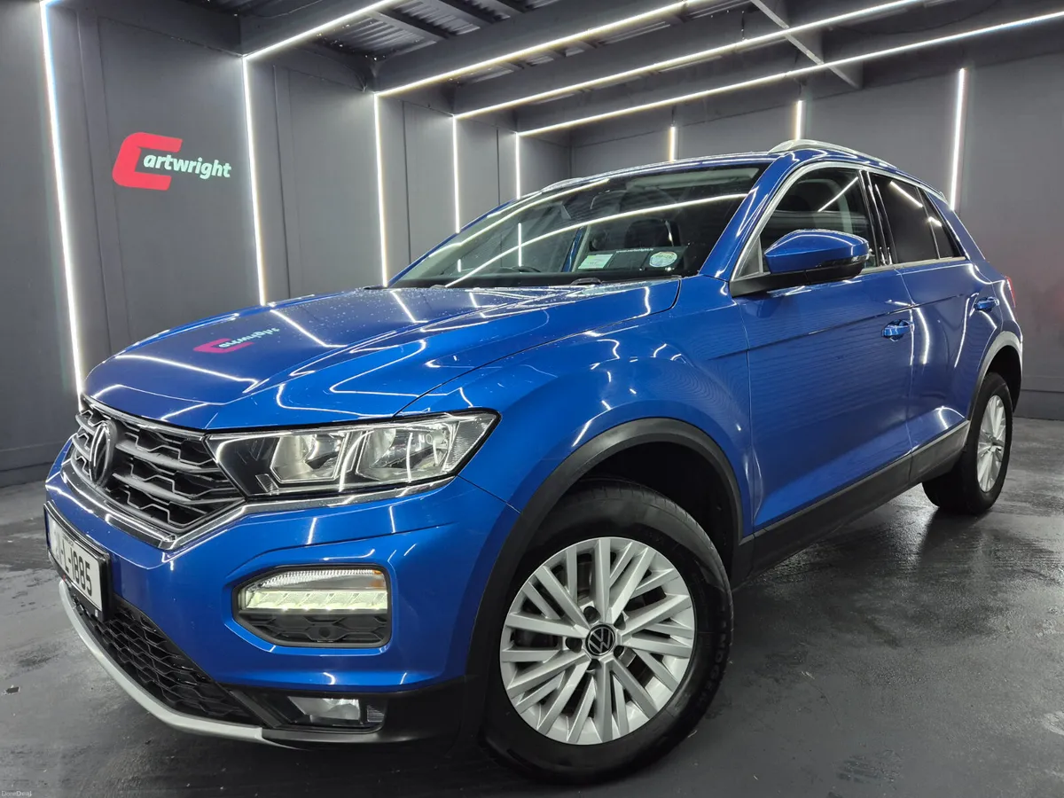 Volkswagen T-Roc 2021 - Image 1