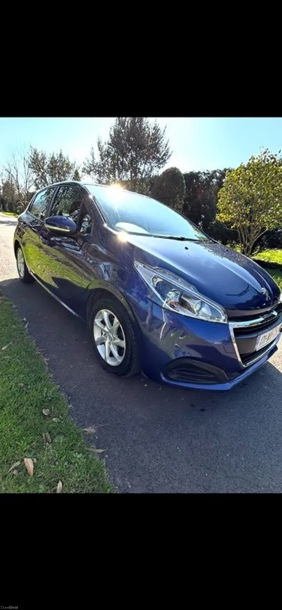 2017 Peugeot 208 - Image 1