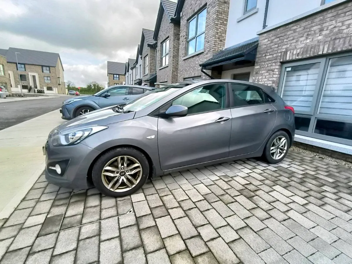 Hyundai I30 2013 taxed and fresh until 2027 - Image 2