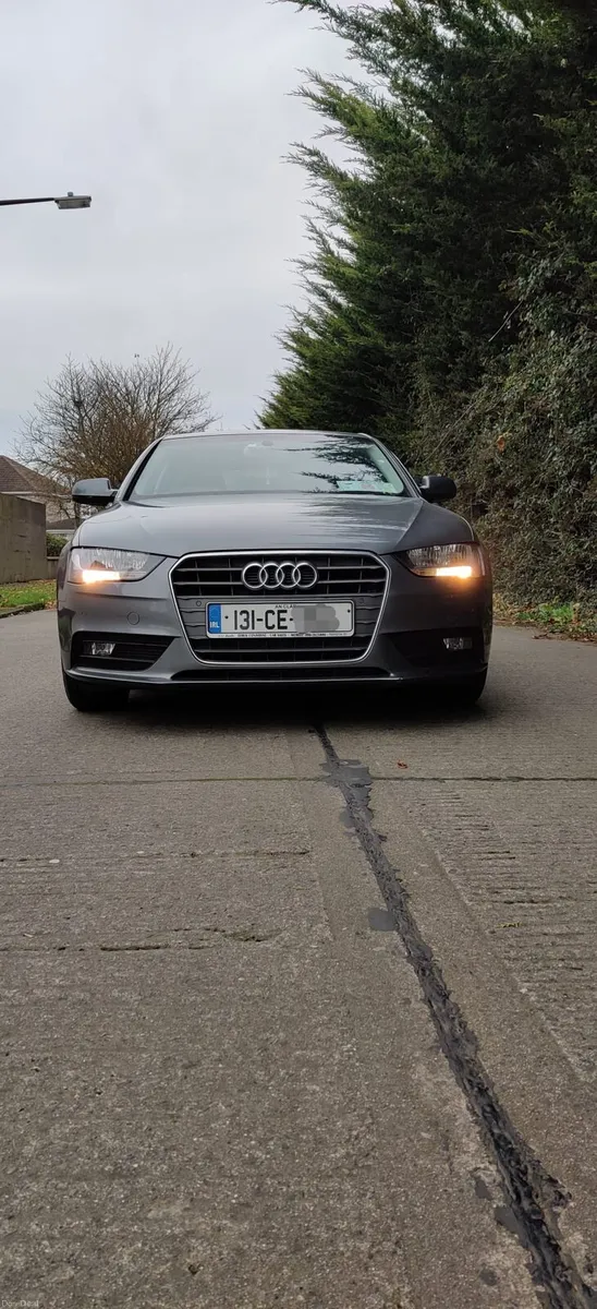 Audi A4 Technik. 2.0 TDI - Image 4