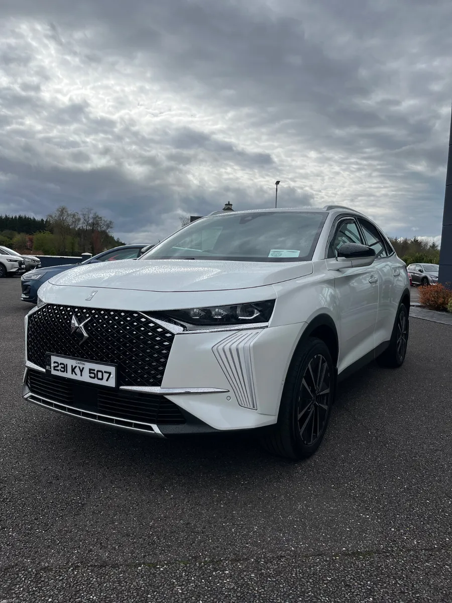 DS Automobiles DS 7 2023 - Image 2