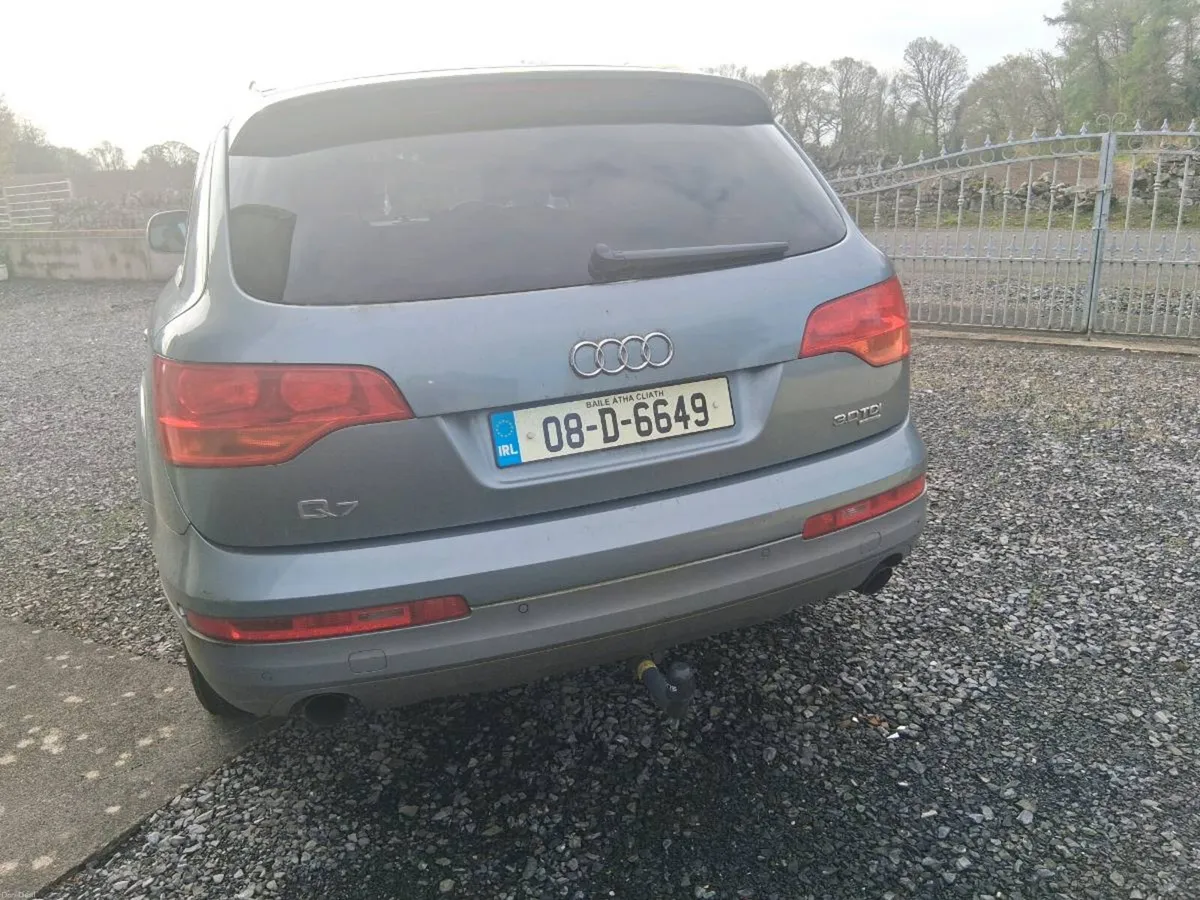 AUDI Q7 - Image 3