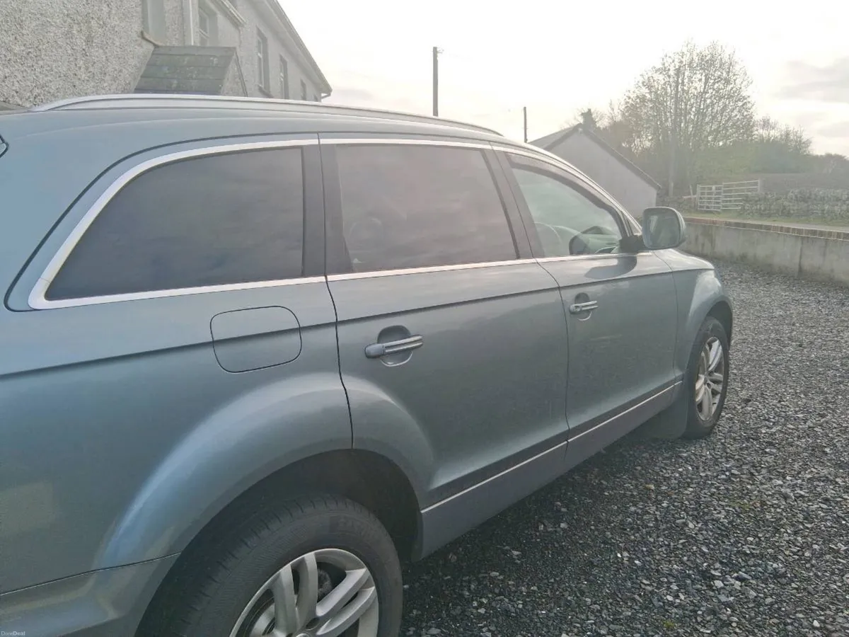 AUDI Q7 - Image 4