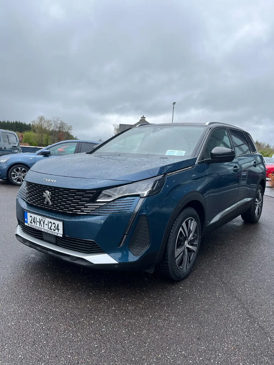 Peugeot 5008 2024 - Image 2