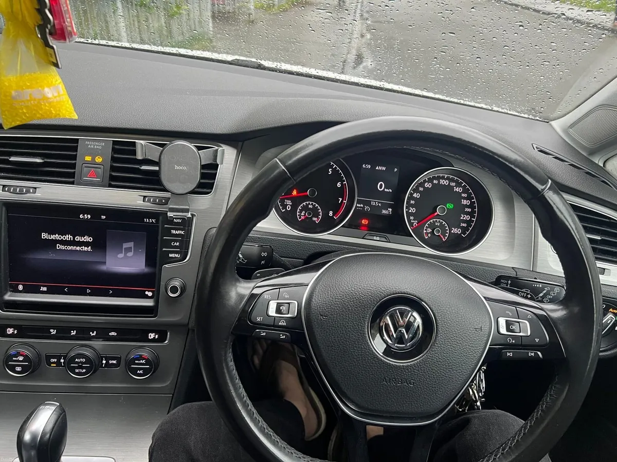 Volkswagen Golf Automatic - Image 3