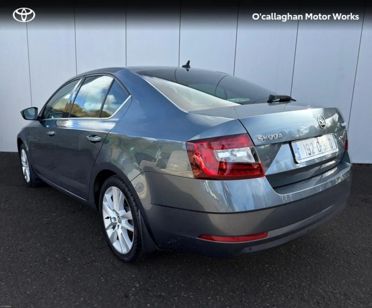 Skoda Octavia STYLE 1.6 TDI 115HP 4DR - Image 3