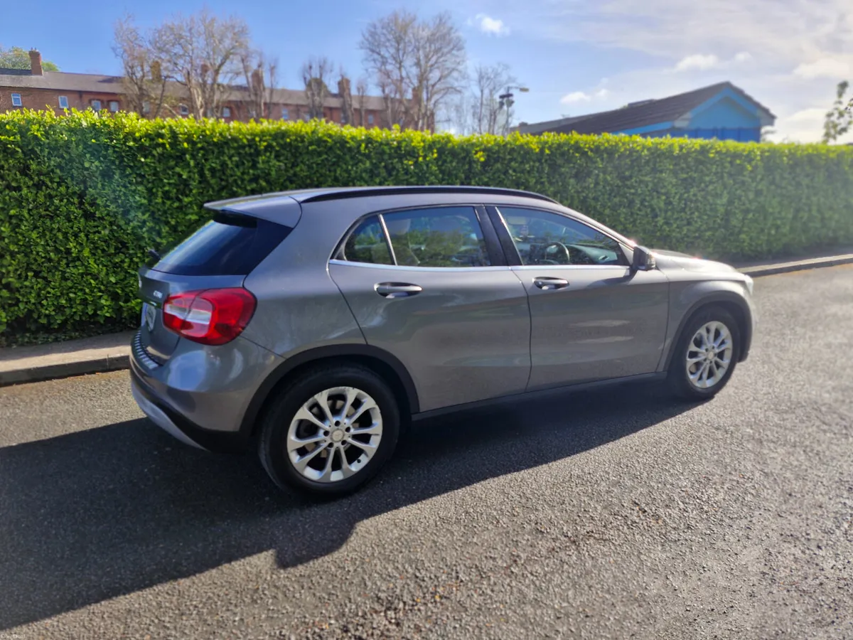 Mercedes-Benz GLA 2014* Low miles* - Image 4