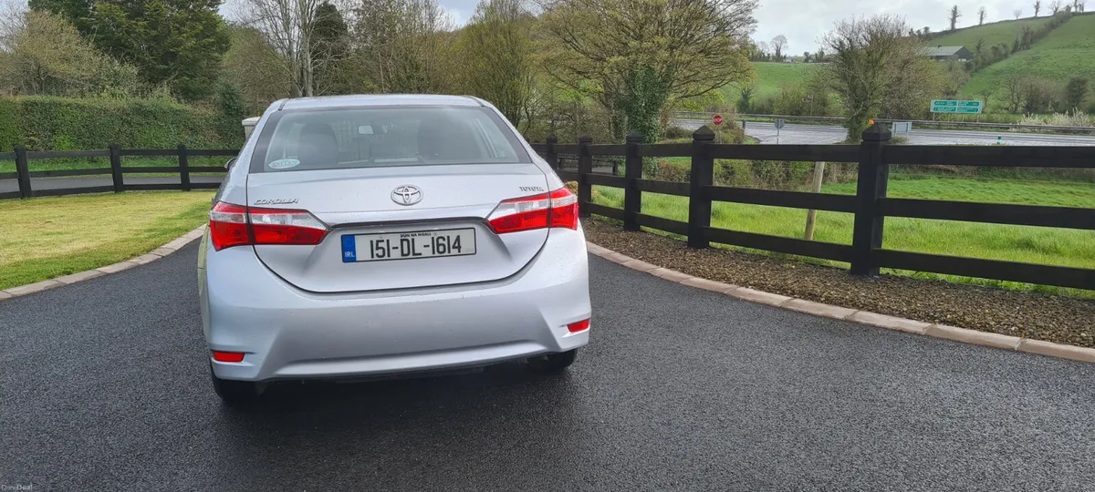 Toyota Corolla 2015 - Image 3