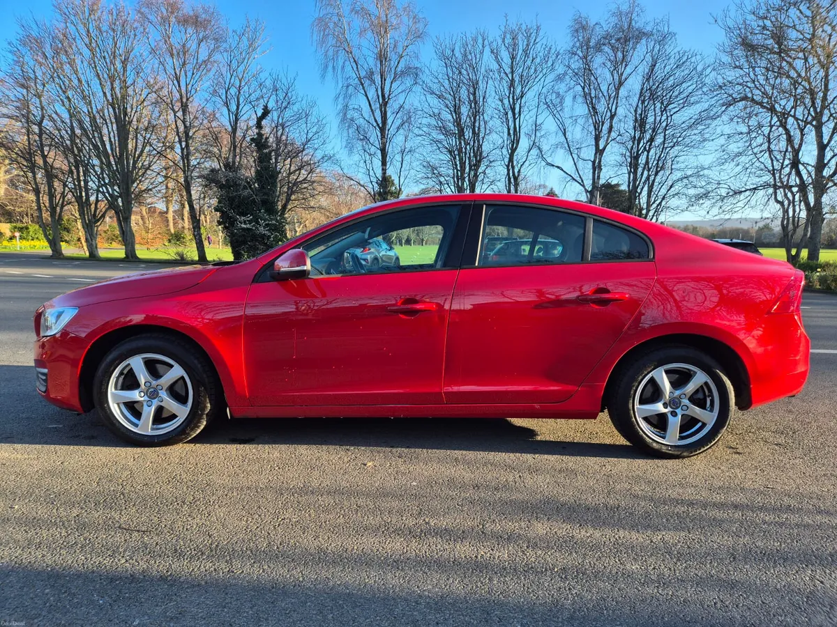 Stunning Volvo S60 2017 - Image 4