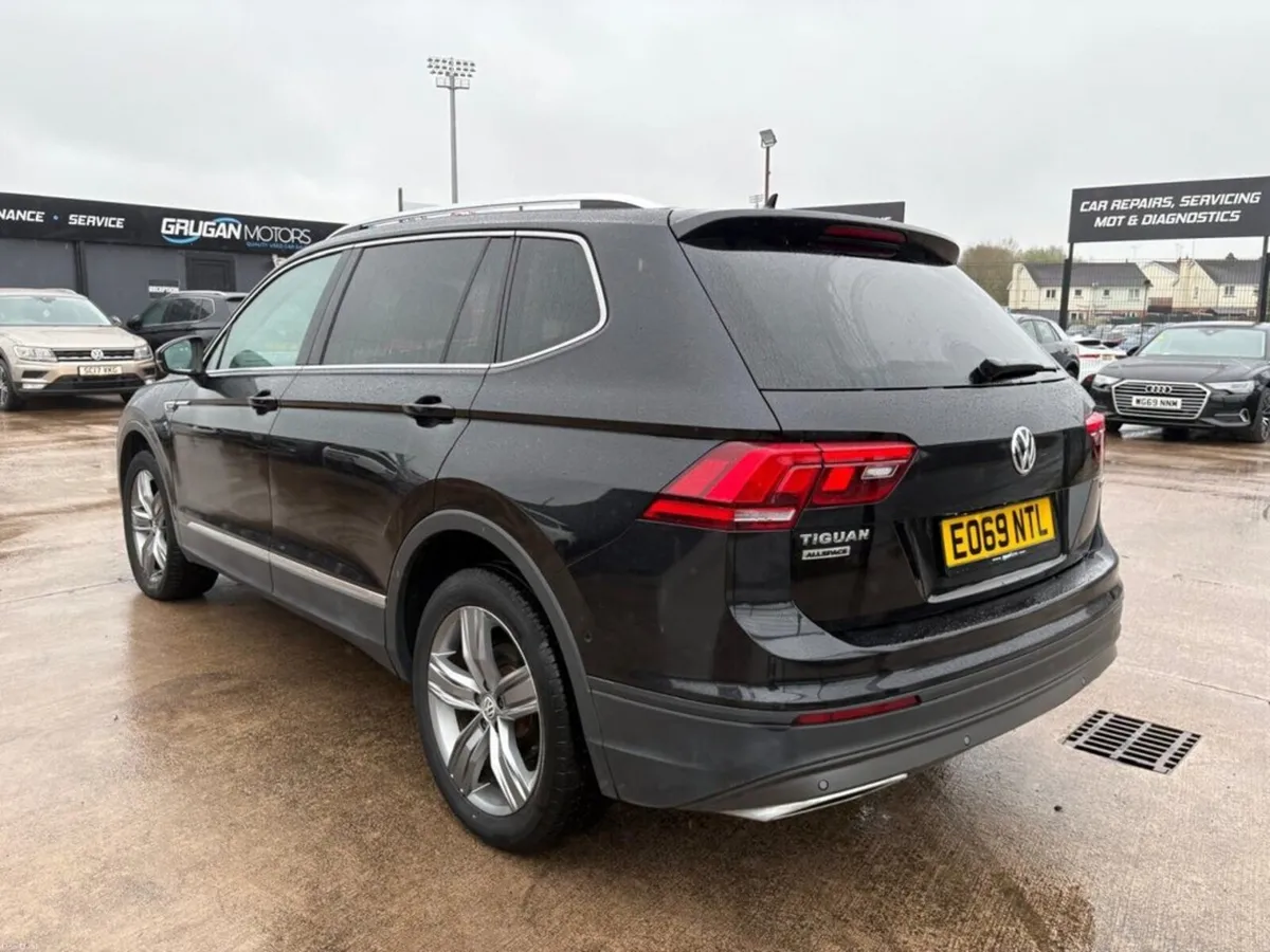2020 Volkswagen Tiguan 4 Motion All Space 7 Seats - Image 4