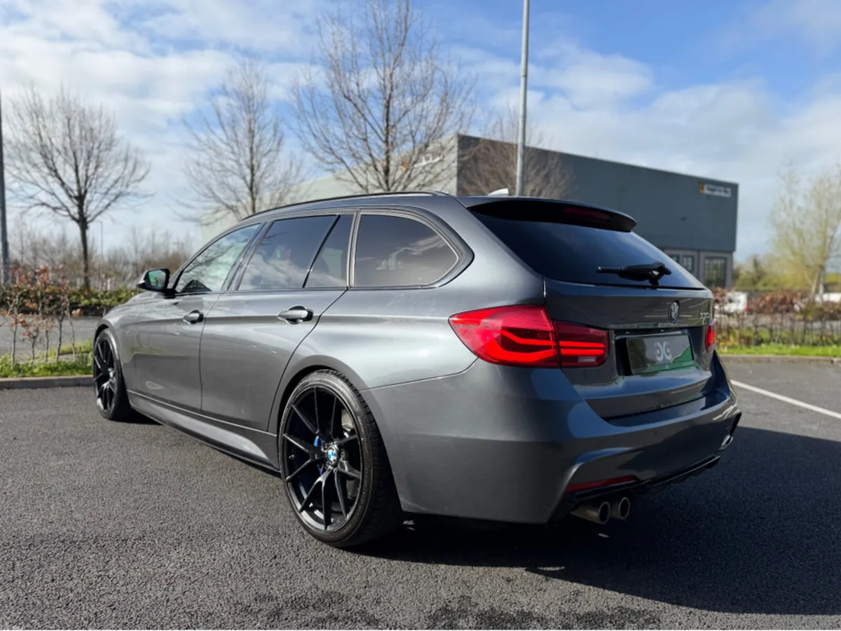 BMW 3-Series 330D M SPORT AUTO TOURING *HIGH SPEC* - Image 3