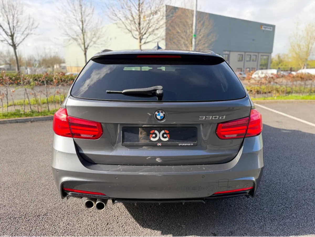 BMW 3-Series 330D M SPORT AUTO TOURING *HIGH SPEC* - Image 4