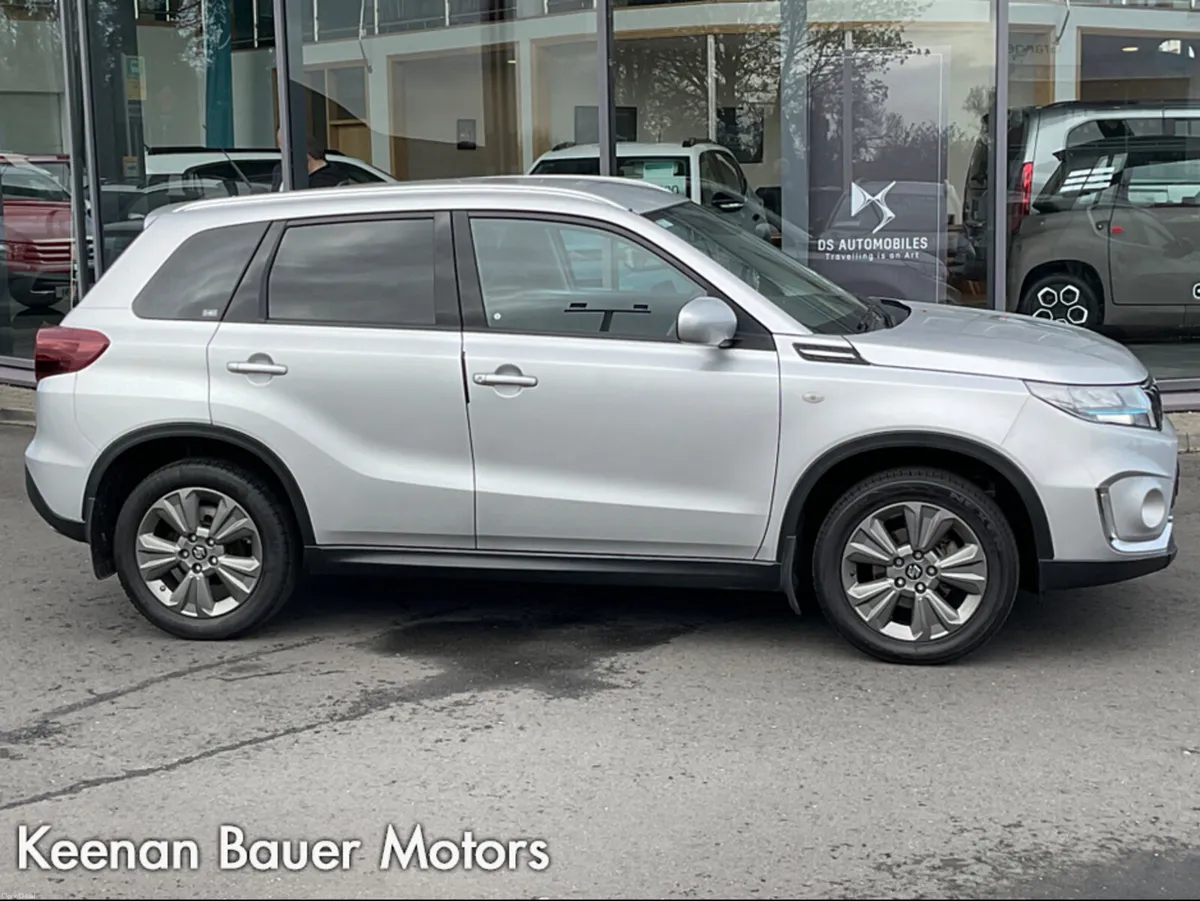 Suzuki Vitara 1.4 BOOSTERJET HYBRID S SZ-T 5DR - Image 4