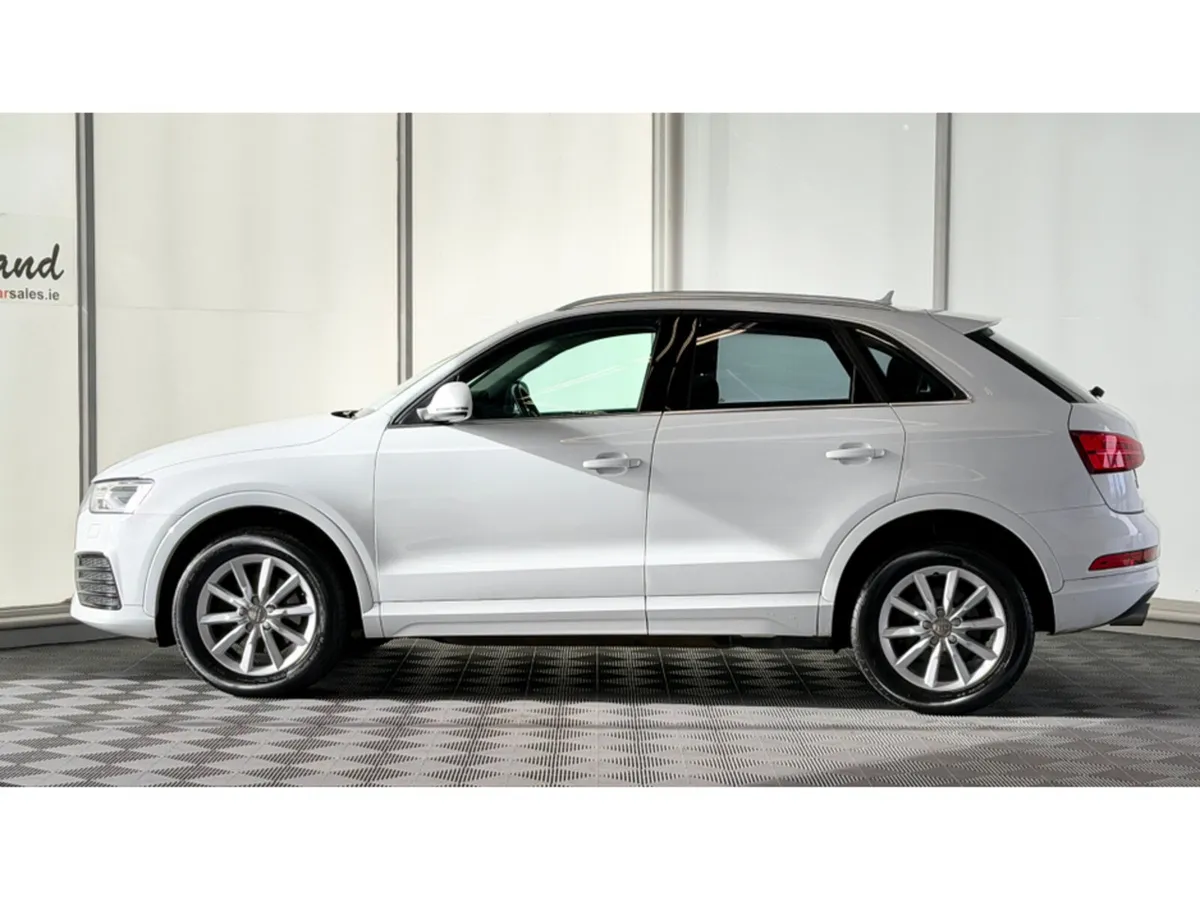 Audi Q3 2.0 TDI SPORT QUATTRO 150PS - Image 2