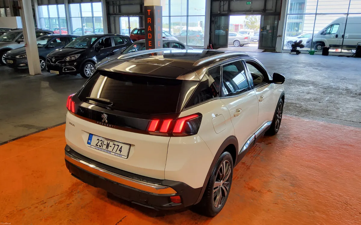 Peugeot 3008 2023 - Image 3