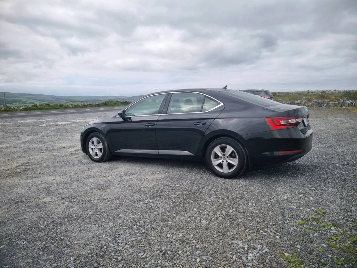 2017 Skoda Superb Ambition 1.6cc Diesel - Image 2