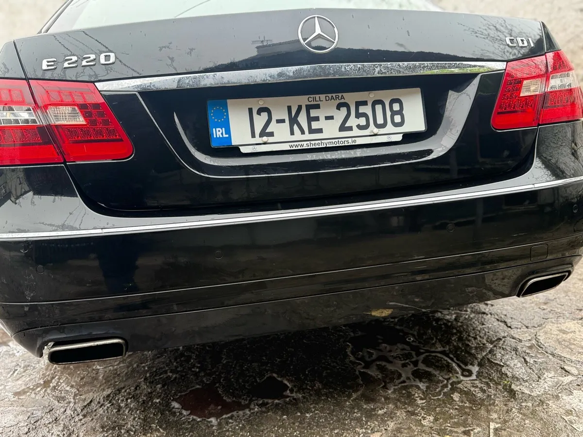 Mercedes-Benz E220 CDI - Image 4