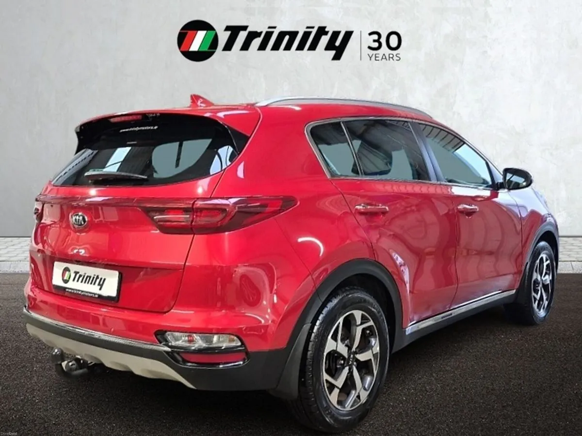 Kia Sportage ** K3 ** HUGE SPEC ** 1.6 CRD ** FSH - Image 3