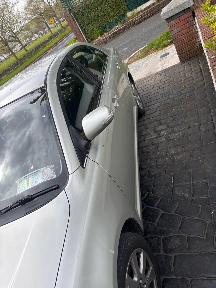 Toyota avensis - Image 3